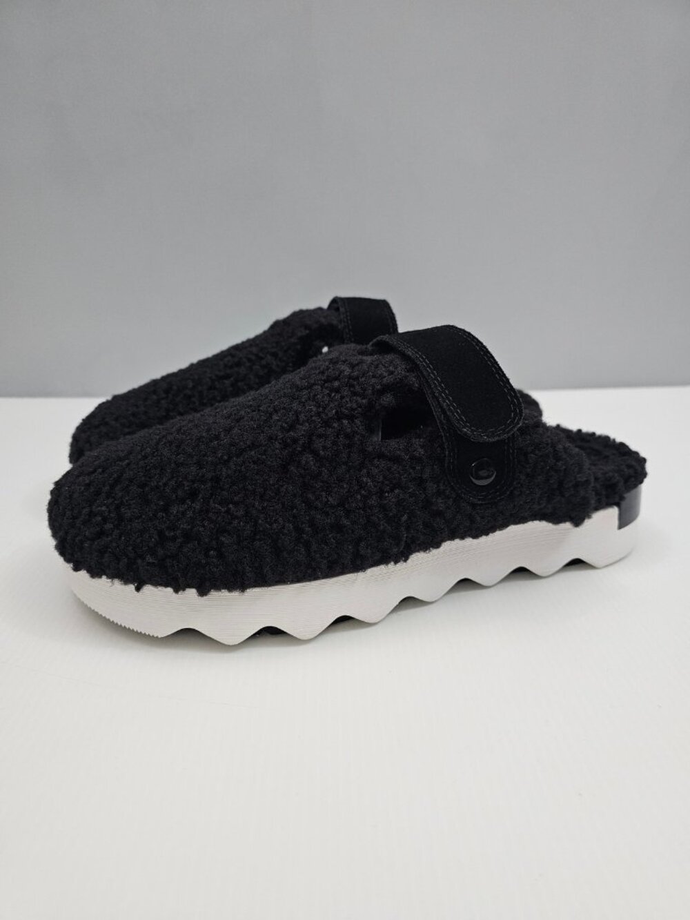 Sorel Viibe Cozy Clog Mule Womens 10 Black Faux Shearling Platform Slip On Shoe